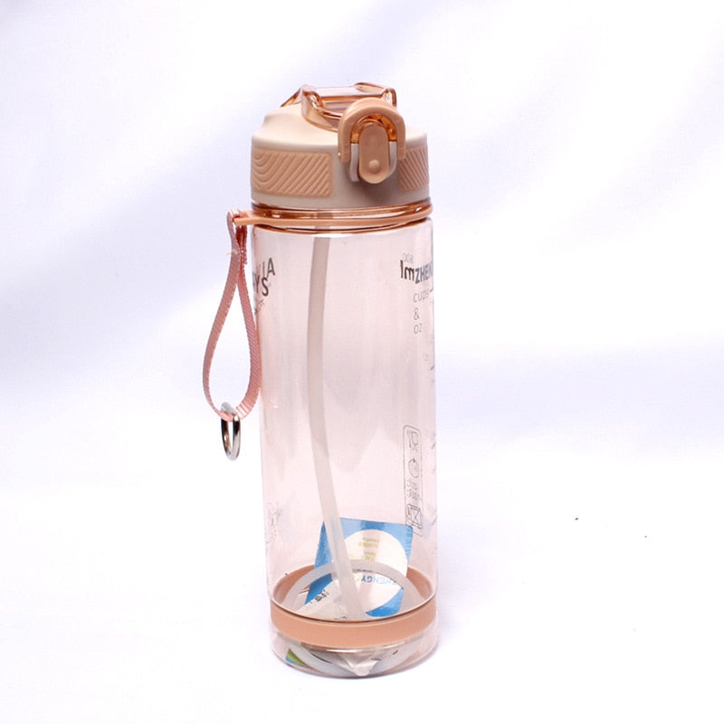 Botella de agua deportiva con bombilla