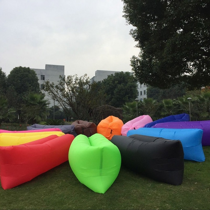 SOFÁ INFLABLE LARGO DE CAMPING